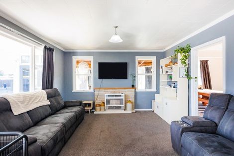 Photo of property in 8 Karamea Crescent, Kelvin Grove, Palmerston North, 4414