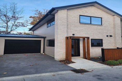 Photo of property in 2/7 Matata Place, Dallington, Christchurch, 8061
