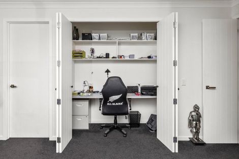 Photo of property in 24 Rakaia Way, Poraiti, Napier, 4112