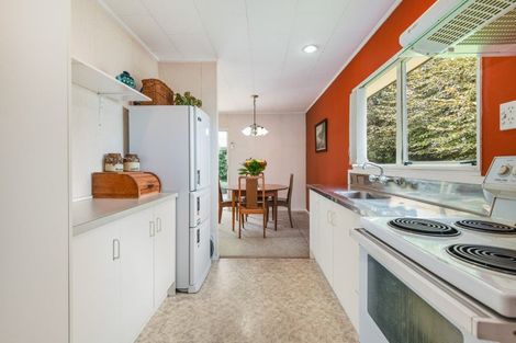 Photo of property in 17 Chapman Place, Fairy Springs, Rotorua, 3015