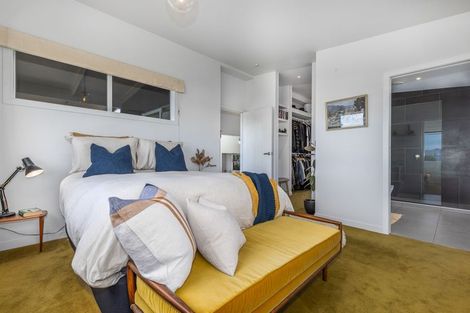 Photo of property in 72 Rosetta Road, Raumati South, Paraparaumu, 5032