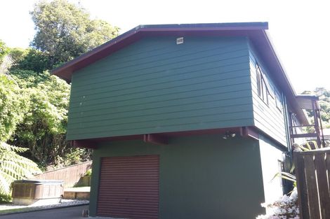 Photo of property in 2/31 Camellia Terrace, Maungaraki, Lower Hutt, 5010