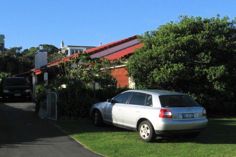 Photo of property in 7 Taiata Street, Waikanae Beach, Waikanae, 5036