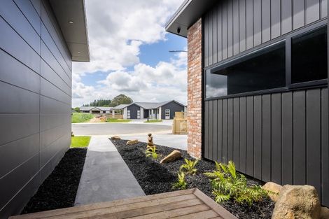 Photo of property in 3 Whakahaumako Road, Leamington, 3495