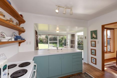 Photo of property in 21 Alexander Road, Raumati Beach, Paraparaumu, 5032