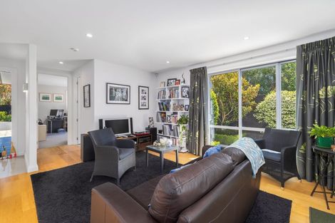 Photo of property in 51a Main Road, Redcliffs, Christchurch, 8081