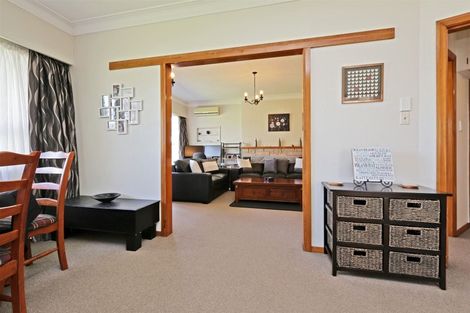 Photo of property in 908 Sylvan Road, Mayfair, Hastings, 4122