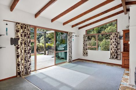 Photo of property in 33 Tombleson Road, Lake Rotoma, Rotorua, 3074