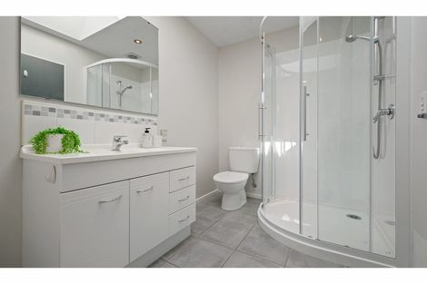 Photo of property in 164a Strickland Street, Sydenham, Christchurch, 8023