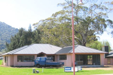 Photo of property in 8 Caulfield Place, Pukehangi, Rotorua, 3015