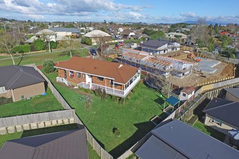 Photo of property in 4 Church Road, Pukete, Hamilton, 3200