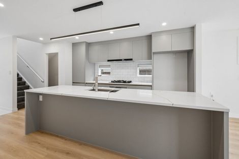 Photo of property in 1/5 Tawa Terrace, Tawa, Wellington, 5028