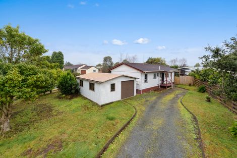 Photo of property in 2 Dale Place, St Andrews, Hamilton, 3200