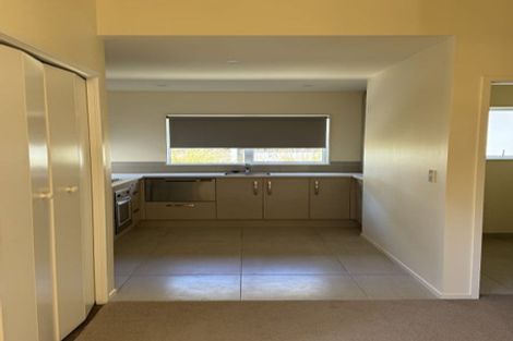 Photo of property in 83 Fernhill Way, Oteha, Auckland, 0632