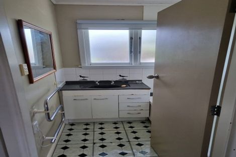 Photo of property in 166 Condell Avenue, Papanui, Christchurch, 8053