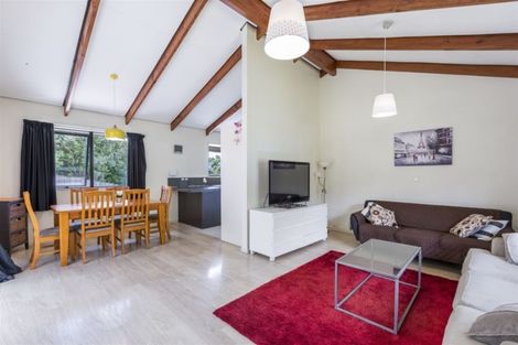 Photo of property in 21 Springtime Crescent, Stanmore Bay, Whangaparaoa, 0932