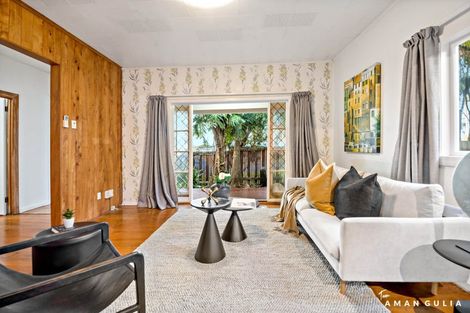 Photo of property in 129 Sunnyside Road, Sunnyvale, Auckland, 0612