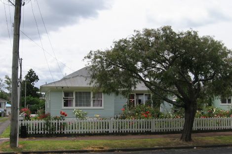 Photo of property in 24 Eastdale Road, Avondale, Auckland, 1026