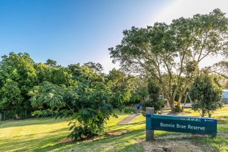 Photo of property in 1 Macpherson Street, Meadowbank, Auckland, 1072