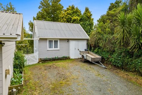 Photo of property in 682 Haruru Road, Kaukapakapa, 0873