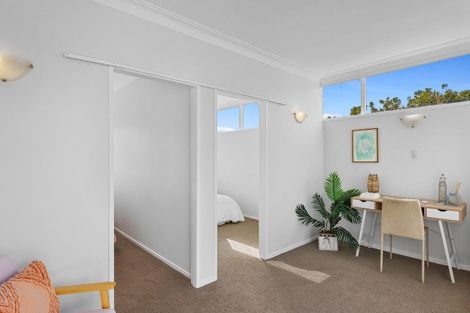 Photo of property in 9 Moana Road, Paraparaumu, 5032