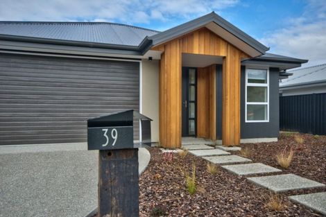 Photo of property in 39 Peterley Road, Lower Shotover, Queenstown, 9304