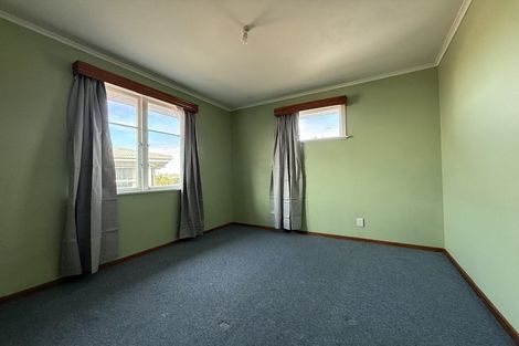 Photo of property in 9 Locket Road, Glenfield, Auckland, 0629