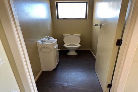 Photo of property in 289 Royal Road, Massey, Auckland, 0614