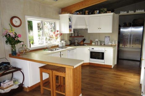 Photo of property in 240 Alma Road, Westport, 7892