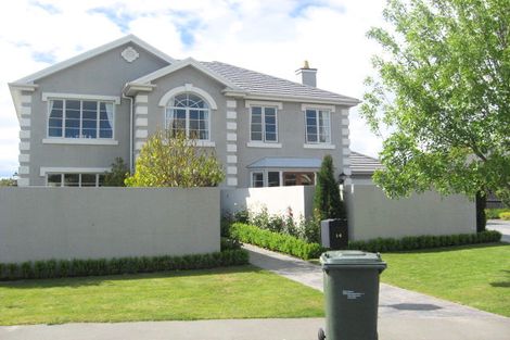 Photo of property in 14 Dinglebay Place, Casebrook, Christchurch, 8051