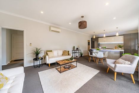 Photo of property in 2 Wood Street, Wallaceville, Upper Hutt, 5018