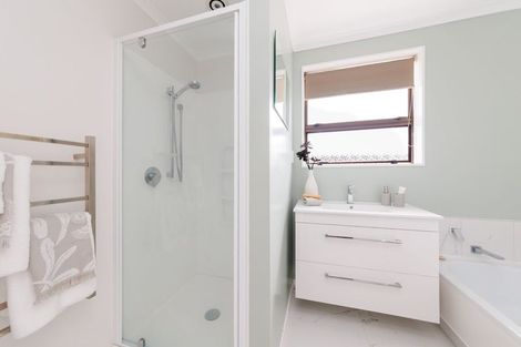 Photo of property in 9 Huhana Court, Hokowhitu, Palmerston North, 4410