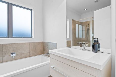 Photo of property in 2 Northpoint Way, Bell Block, New Plymouth, 4312