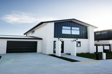 Photo of property in 10 Oliver Place, Trentham, Upper Hutt, 5018