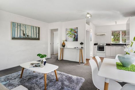 Photo of property in 73 Chichester Drive, Rosehill, Papakura, 2113