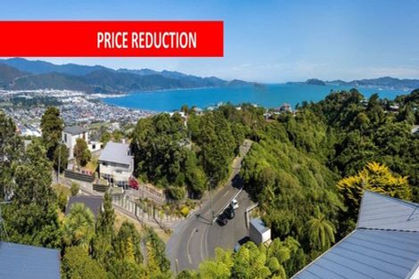 Photo of property in 26 Akatea Road, Korokoro, Lower Hutt, 5012