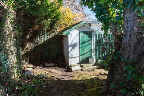 Photo of property in 43 Mcphee Street, Dannevirke, 4930