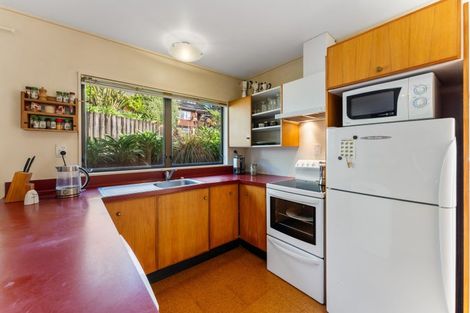 Photo of property in 109 Allington Road, Karori, Wellington, 6012
