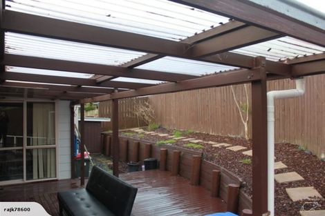 Photo of property in 1/49 Sungrove Rise, Sunnyvale, Auckland, 0612