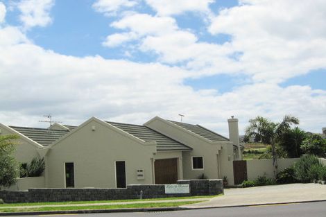 Photo of property in 167 Gulf Harbour Drive, Gulf Harbour, Whangaparaoa, 0930