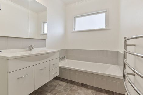 Photo of property in 6 Carl Avenue, Havelock North, 4130