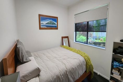 Photo of property in 38 Esther Place, Red Beach, 0932