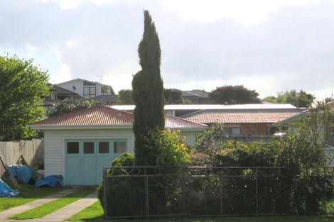 Photo of property in 34 Queen Road, Bellevue, Tauranga, 3110