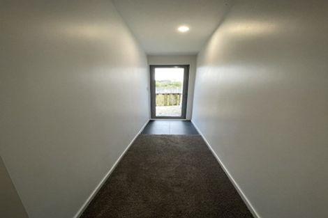 Photo of property in 6/10 Vinifera Place, Fairview Heights, Auckland, 0632