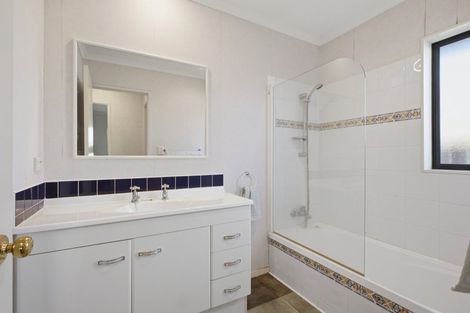 Photo of property in 293 Gravatt Road, Papamoa Beach, Papamoa, 3118