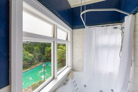 Photo of property in 353 Devon Street West, Lynmouth, New Plymouth, 4310