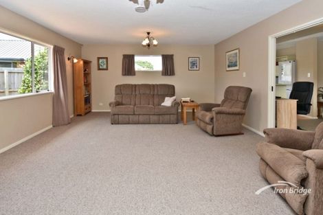 Photo of property in 3 Pyatt Place, Redwood, Christchurch, 8051