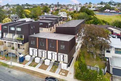 Photo of property in 8/52 Newington Road, Henderson, Auckland, 0612