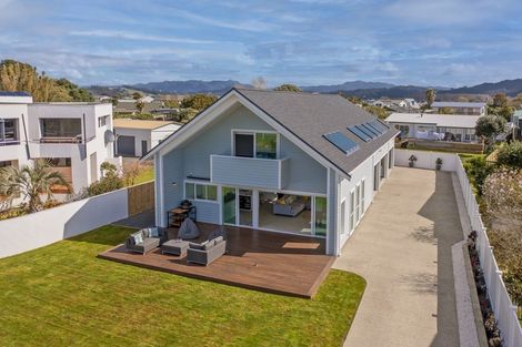Photo of property in 64 Buffalo Beach Road, Whitianga, 3510