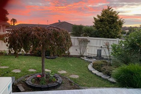 Photo of property in 2/11 Taiko Court, Northpark, Auckland, 2013